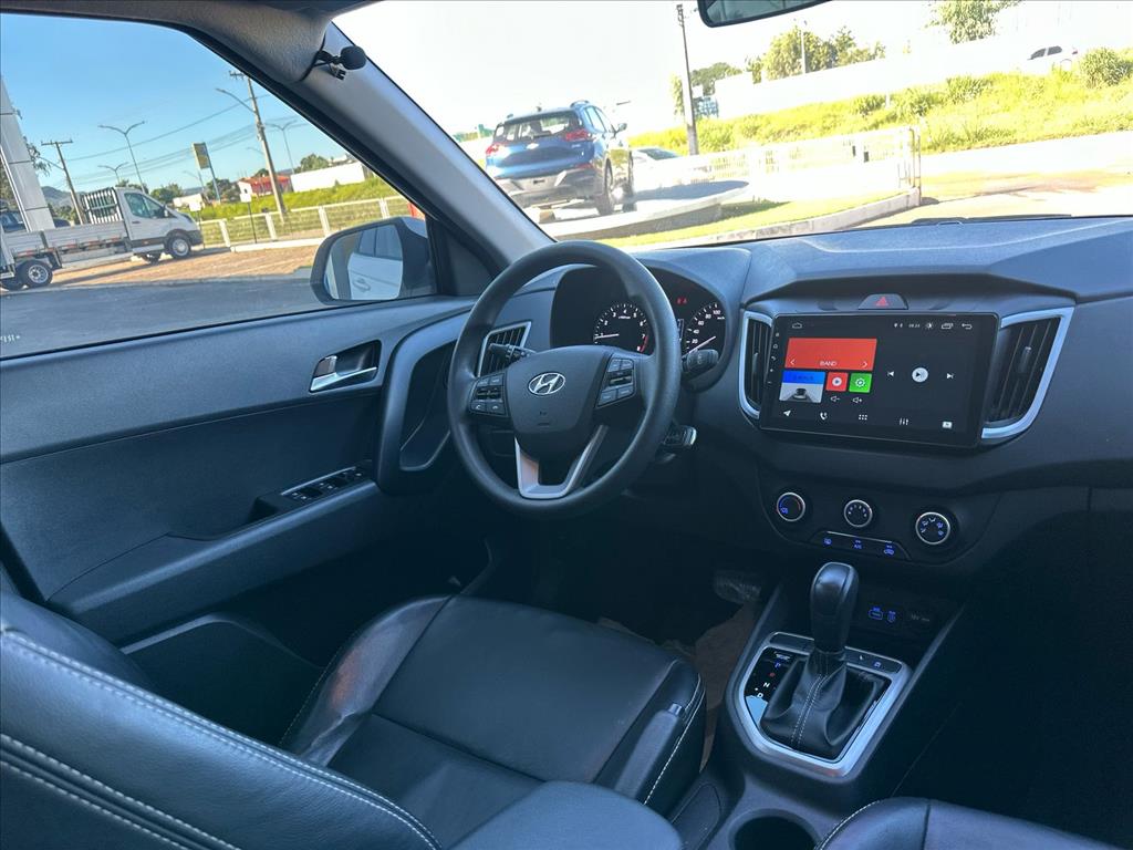 HYUNDAI         CRETA